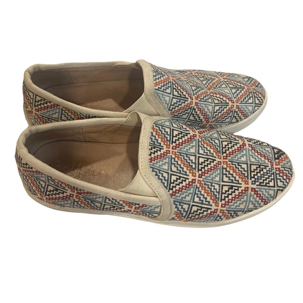 Joie Sneakers Bohemian Huxley Slip-On Woven Canvas Geometric Pattern, 6.5‎